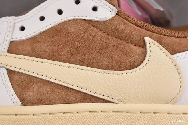 Rep Low OG 1 Scott x SP DM7866-106 Travis AJ 0327